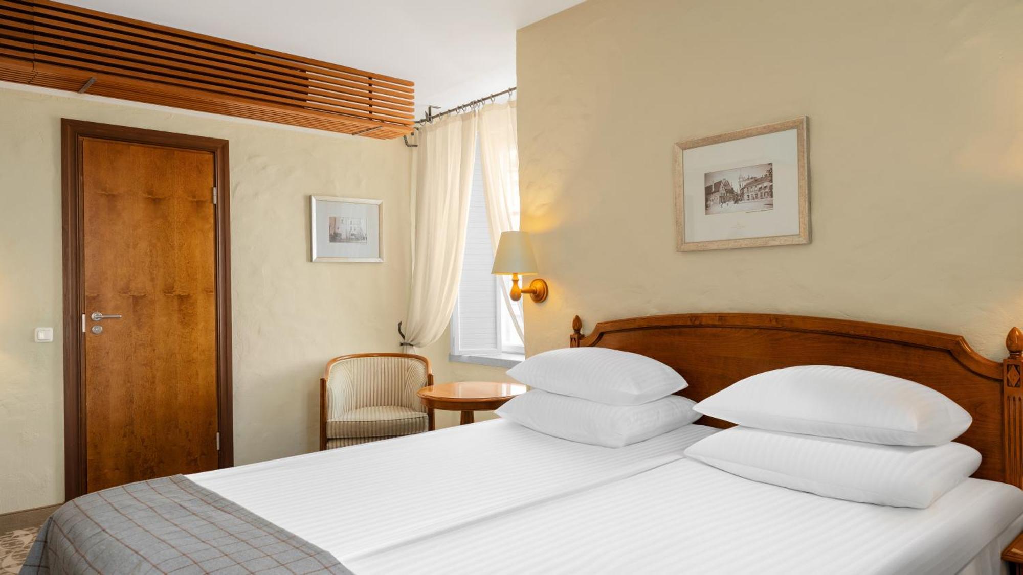 Rixwell Collection Savoy Boutique Hotel Talin Exterior foto